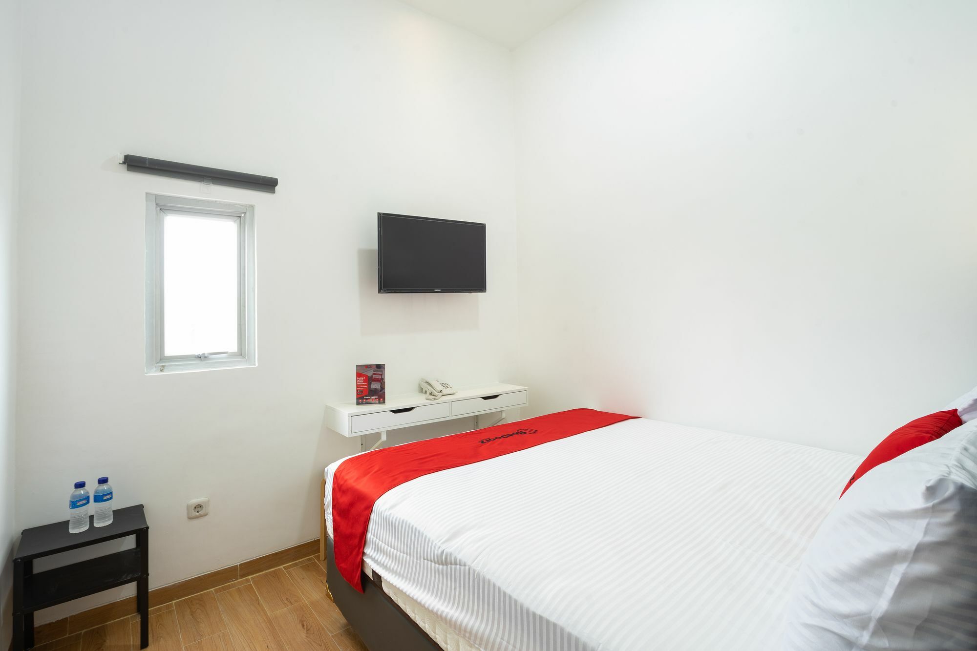 เรดดอร์ซ พลัส แอท ดาเนา ซุนเตอร์ อุตรา Hotel จาการ์ตา ภายนอก รูปภาพ